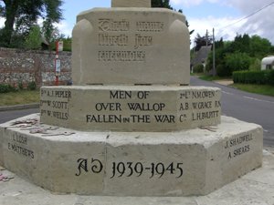 Over Wallop war memorial © D Nicol 2009
