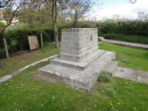 Charlton Mackrell war memorial © Charlton Mackrell PC, 2013