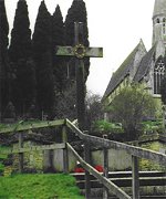 Woodchester Wayside Cross war memorial © WMT, 2000 Woodchester Wayside Cross war memorial © WMT, 2000