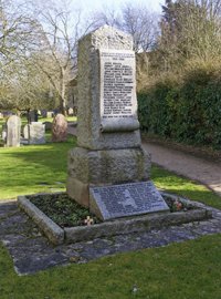 Sidlesham war memorial © M Bradbury 2010