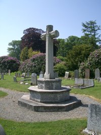 Filleight war memorial cross © Mr Alan Francis Graveley, 2010