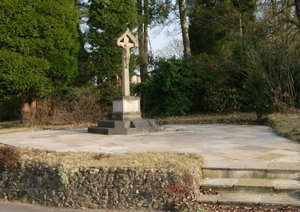 Beacon Hill war memorial after work © Haslemere Town Council, 2006