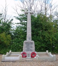 Wimpole and Arrington war memorial © WMT, 2009