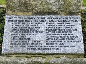 Sidlesham war memorial © M Bradbury 2010