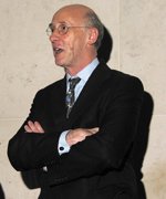 Colin Amery &copy; War Memorials Trust, 2006