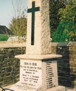 Thornbury war memorial after work © T. Jollow 2004 Thornbury war memorial after work © T. Jollow 2004