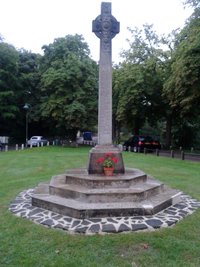 Letchmore Heath war memorial © Aldenham PC, 2015