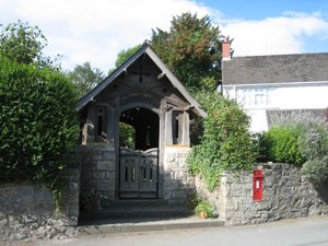 Michaelston le Pit war memorial © St Michael and All Angels Parochial Church Council, 2011