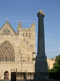 Devon County war memorial cross © Mr Alan Francis Graveley, 2010