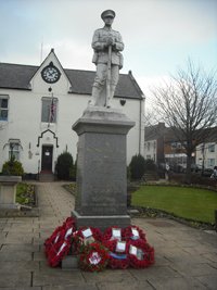 Ferryhill war memorial © Ferryhill TC, 2013