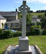 Niton war memorial cross © G. Allan, 2004 Niton war memorial cross © G. Allan, 2004