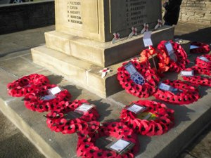 WM6364 Ainsdale war memorial cross © Ainsdale Civic Society, 2012