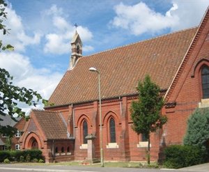 Knowle Hospital war memorial © Alan Cawsey, 2010