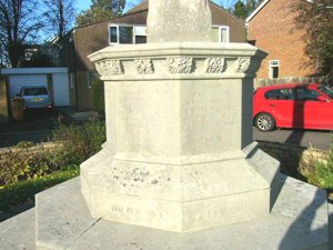 Reigate war memorial after conservation © St Mark's Church, 2009