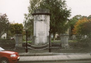 Bethseda war memorial before work © RBL Bethseda, 2005