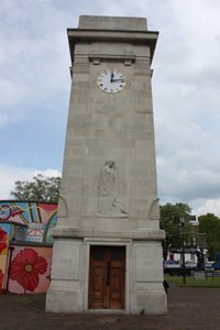 Stockwell war memorial clock © Lambeth Council, 2014