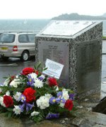 Plymouth Hoe Falklands memorial © L Yeatman, 2008 Plymouth Hoe Falklands memorial © L Yeatman, 2008