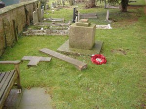 Swavesey war memorial cross © Swavesey PC, 2008