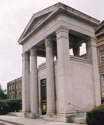 Mill Hill School war memorial © WMT, 2006 Mill Hill School war memorial © WMT, 2006