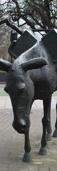 Animals in War Memorial, London © War Memorials Trust