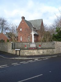WM1345 Braithwell war memorial cross &copy; Anne Diver, 2012