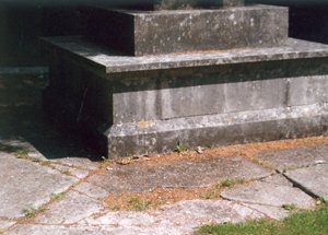 West Wycombe war memorial © M Liddle, 2010