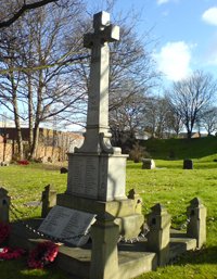 Brinsworth and Canklow war memorial © Brinsworth Parish Council, 2006
