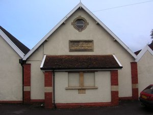 Congresbury war memorial hall © D Smith, 2013