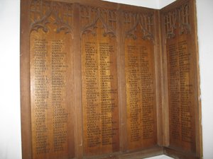 St Luke's Church Memorial WW1 before works © Alistair Helm 2014