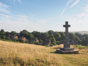 Shawford Down war memorial © D Drake 2014