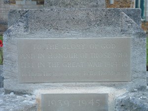 Husbands Bosworth war memorial &Acirc;&copy; Husbands Bosworth PC 2008