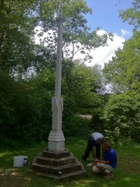 WM2277 Linch war memorial after work © S Collins 2014