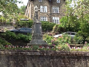 Ripponden war memorial &copy; Ripponden PC, 2013