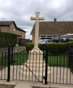 Henton war memorial © Chinnor PC, 2013