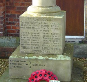 Spon Green war memorial column © Peter Jackson-Lee, 2010