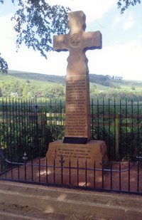 The memorial after grant works © David Lyal, 2014