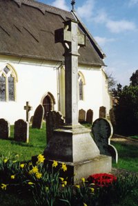 Bramfield war memorial © St Andrews Bramfield PCC 2001 