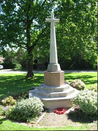 Sambourne war memorial © Sambourne PC, 2014