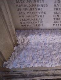 Poultice treatment of the limestone © Nicloas Boyes Stone Conservation Ltd, 2014