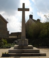 Hanborough war memorial before work © WMT, 2008