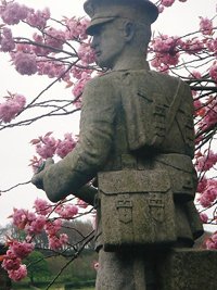 Ripponden war memorial &copy; Ripponden PC, 2012