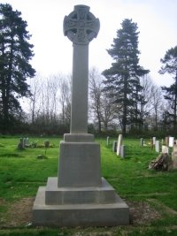 Caddington memorial cross after work © Caddington Parish Council, 2007