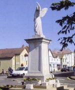 Ashford war memorial sculpture © Stonewest Ltd, 2008