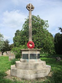 Selborne war memorial © WMT, 2010