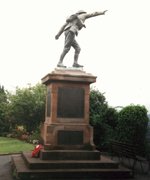 Bridgnorth war memorial © WMT 2000