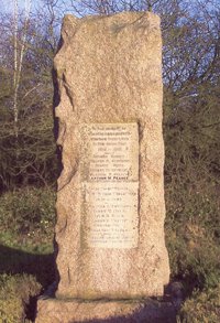Silchester war memorial &copy; Silchester Parish Council, 2005