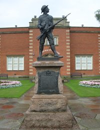 Buller Memorial, Nuneaton war memorial © WMT, 2010