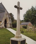 Yardley Gobion cross © Yardley Gobion Parish Council, 2009
