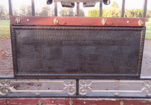 Stowmarket war memorial AFTER grant works © Stowmarket Town Council 2014