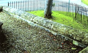 Barrow Gurney war memorial © Barrow Guerney Parish Council 2004
